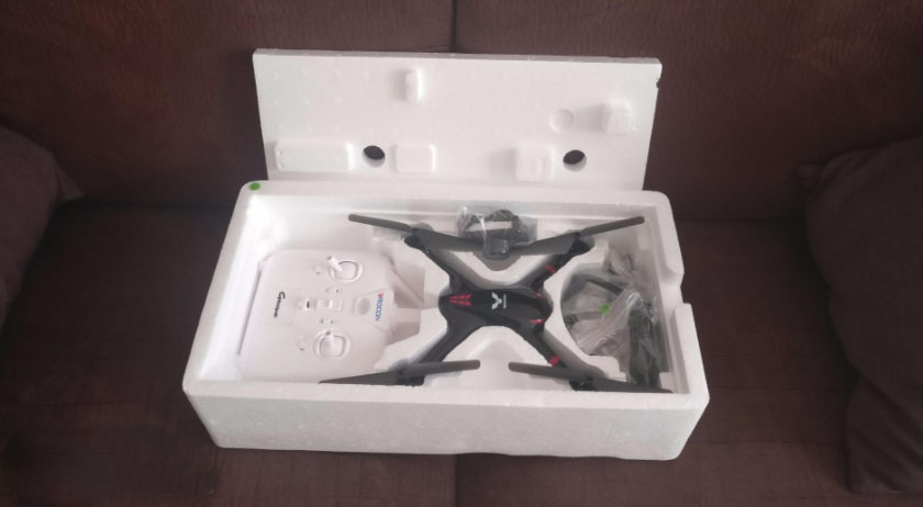 drone X708W dans sa boite